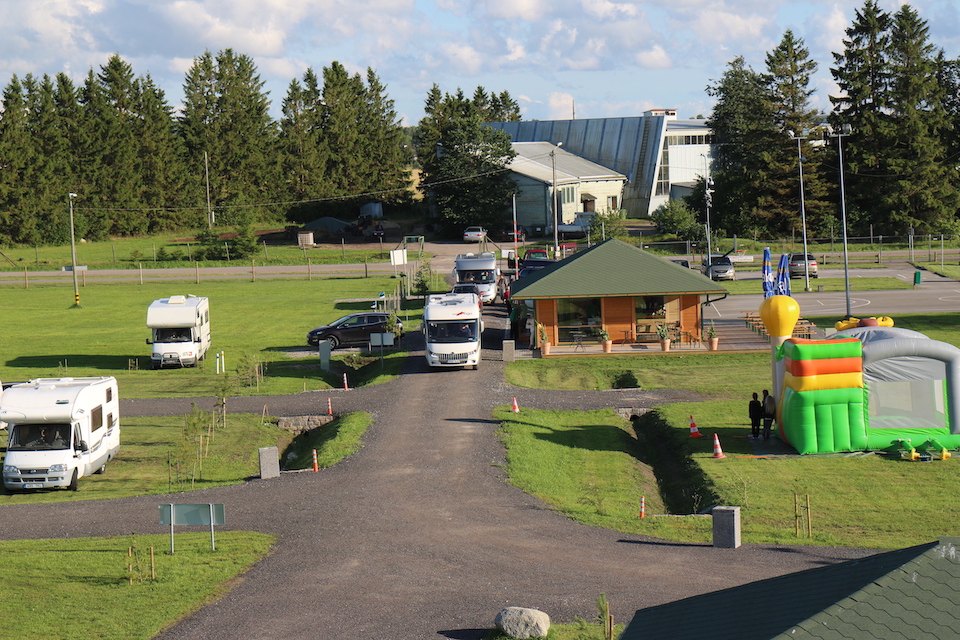 Klubi üldkoosolek Vanamõisa Karavanipargis
