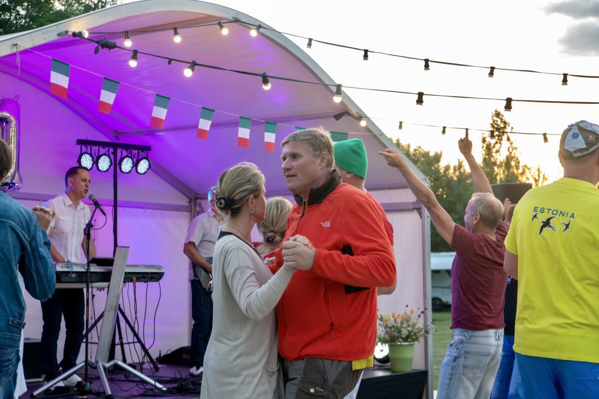 Autor: Dmitri Afanasjev