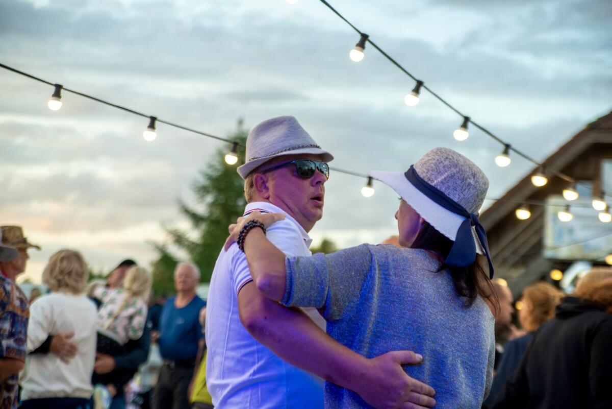 Autor: Dmitri Afanasjev