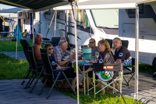 Karavanide-kokkutulek-Treski-WEB-90